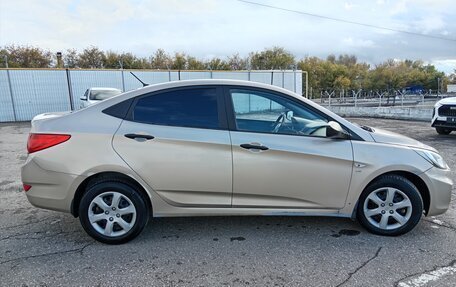 Hyundai Solaris II рестайлинг, 2011 год, 525 000 рублей, 8 фотография