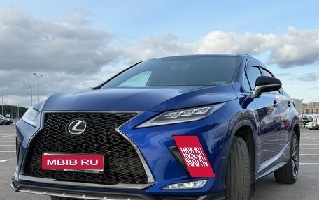 Lexus RX IV рестайлинг, 2022 год, 6 000 000 рублей, 1 фотография
