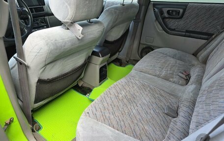 Subaru Forester, 2000 год, 300 000 рублей, 10 фотография