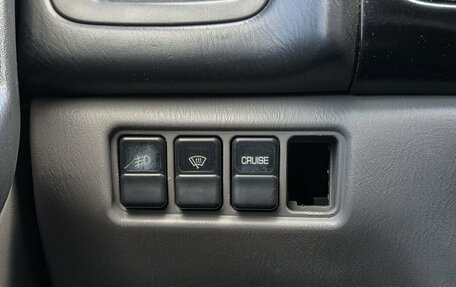Subaru Forester, 2000 год, 300 000 рублей, 17 фотография