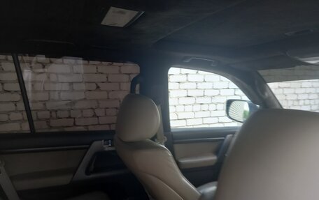 Toyota Land Cruiser 200, 2010 год, 2 800 000 рублей, 10 фотография