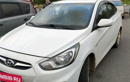 Hyundai Solaris II рестайлинг, 2012 год, 649 000 рублей, 3 фотография
