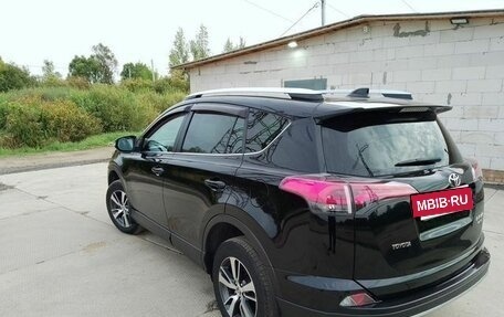 Toyota RAV4, 2017 год, 2 500 000 рублей, 7 фотография