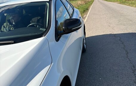 Volvo V40 II рестайлинг, 2015 год, 1 385 000 рублей, 7 фотография