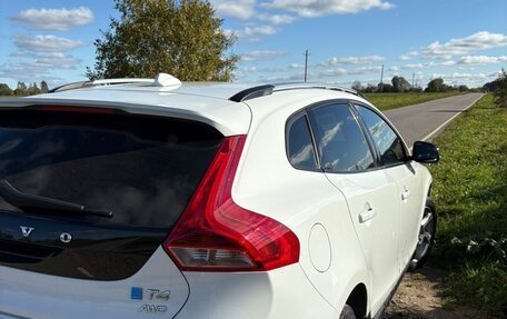 Volvo V40 II рестайлинг, 2015 год, 1 385 000 рублей, 6 фотография