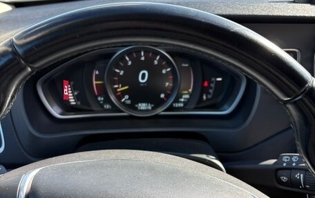 Volvo V40 II рестайлинг, 2015 год, 1 385 000 рублей, 10 фотография