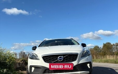Volvo V40 II рестайлинг, 2015 год, 1 385 000 рублей, 8 фотография