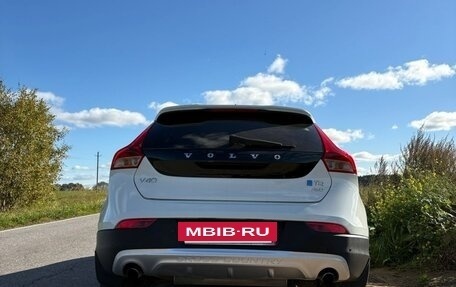 Volvo V40 II рестайлинг, 2015 год, 1 385 000 рублей, 4 фотография