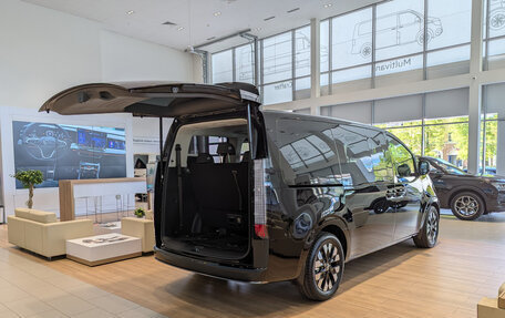 Hyundai Staria, 2024 год, 9 750 000 рублей, 8 фотография
