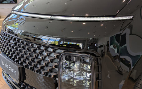 Hyundai Staria, 2024 год, 9 750 000 рублей, 13 фотография