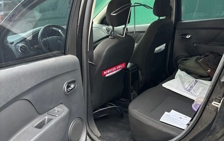 Renault Logan II, 2015 год, 650 000 рублей, 12 фотография