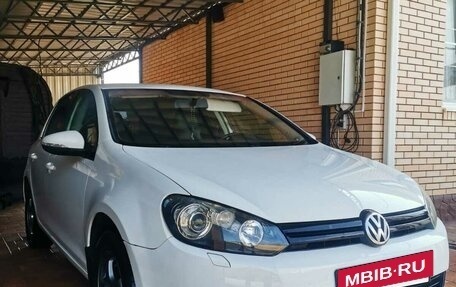Volkswagen Golf VI, 2010 год, 700 000 рублей, 2 фотография