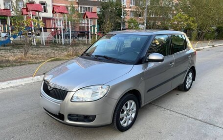 Skoda Fabia II, 2009 год, 550 000 рублей, 3 фотография