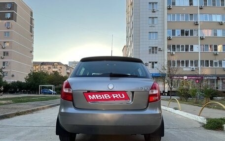 Skoda Fabia II, 2009 год, 550 000 рублей, 2 фотография