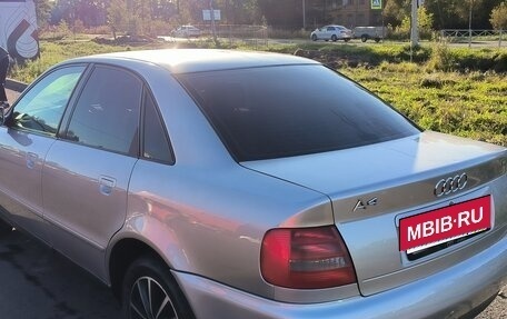 Audi A4, 1998 год, 370 000 рублей, 3 фотография