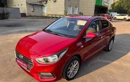 Hyundai Solaris II рестайлинг, 2018 год, 920 000 рублей, 1 фотография