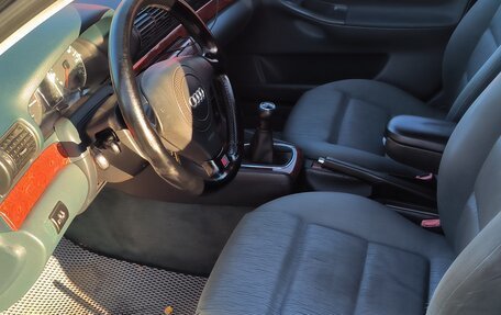 Audi A4, 1998 год, 370 000 рублей, 16 фотография