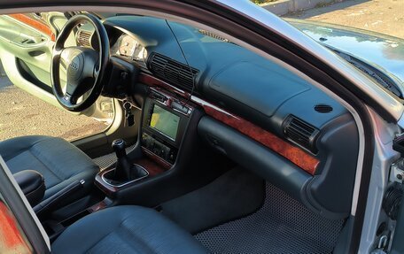 Audi A4, 1998 год, 370 000 рублей, 23 фотография