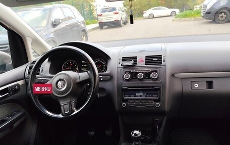 Volkswagen Touran III, 2011 год, 1 000 000 рублей, 7 фотография