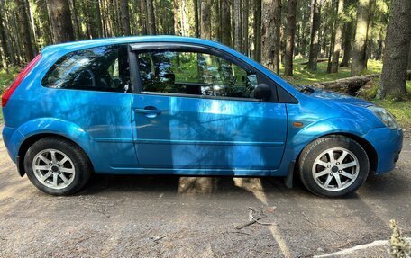 Ford Fiesta, 2005 год, 320 000 рублей, 4 фотография