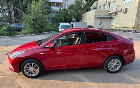 Hyundai Solaris II рестайлинг, 2018 год, 920 000 рублей, 2 фотография