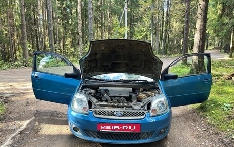 Ford Fiesta, 2005 год, 320 000 рублей, 17 фотография