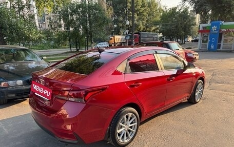 Hyundai Solaris II рестайлинг, 2018 год, 920 000 рублей, 5 фотография