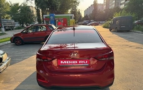 Hyundai Solaris II рестайлинг, 2018 год, 920 000 рублей, 4 фотография