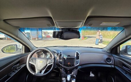 Chevrolet Cruze II, 2013 год, 900 000 рублей, 10 фотография