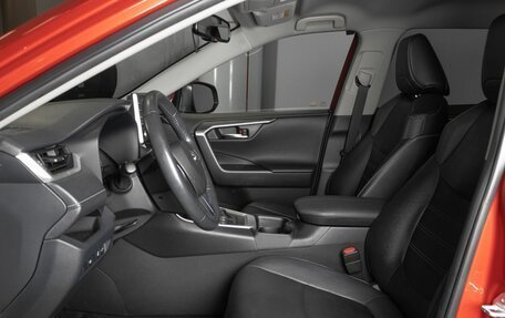 Toyota RAV4, 2021 год, 3 592 300 рублей, 16 фотография