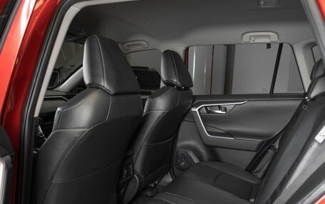 Toyota RAV4, 2021 год, 3 592 300 рублей, 17 фотография