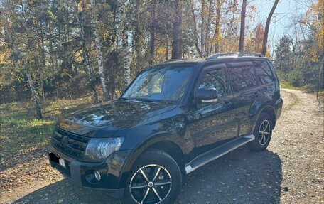 Mitsubishi Pajero IV, 2007 год, 1 850 000 рублей, 4 фотография