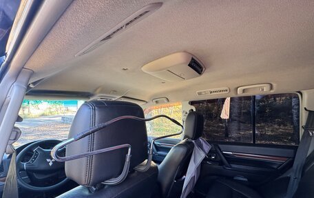 Mitsubishi Pajero IV, 2007 год, 1 850 000 рублей, 9 фотография