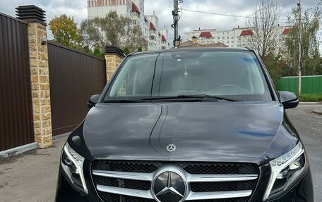 Mercedes-Benz V-Класс, 2020 год, 8 000 000 рублей, 13 фотография
