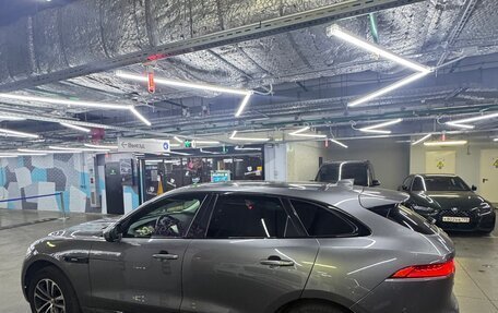 Jaguar F-Pace, 2017 год, 2 990 000 рублей, 4 фотография