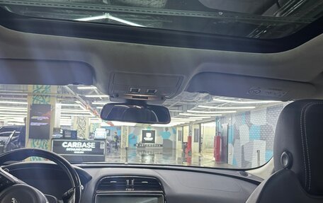 Jaguar F-Pace, 2017 год, 2 990 000 рублей, 8 фотография