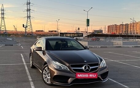 Mercedes-Benz E-Класс, 2014 год, 2 250 000 рублей, 2 фотография