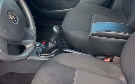 Renault Sandero II рестайлинг, 2017 год, 720 000 рублей, 14 фотография