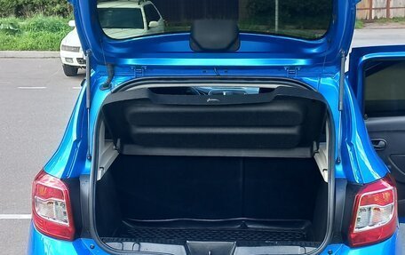 Renault Sandero II рестайлинг, 2017 год, 720 000 рублей, 13 фотография