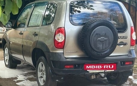 Chevrolet Niva I рестайлинг, 2013 год, 550 000 рублей, 4 фотография