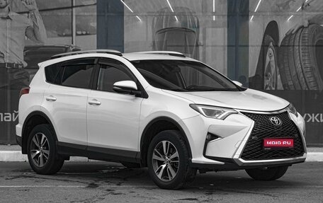 Toyota RAV4, 2015 год, 1 929 000 рублей, 1 фотография