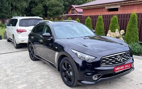 Infiniti FX II, 2012 год, 1 999 999 рублей, 3 фотография