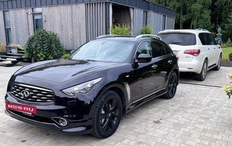 Infiniti FX II, 2012 год, 1 999 999 рублей, 8 фотография
