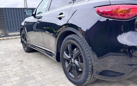 Infiniti FX II, 2012 год, 1 999 999 рублей, 14 фотография