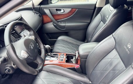 Infiniti FX II, 2012 год, 1 999 999 рублей, 22 фотография