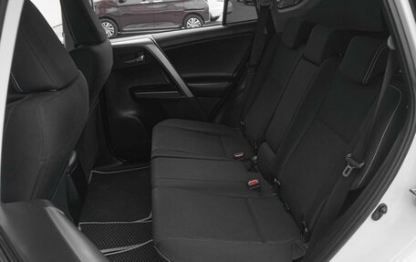 Toyota RAV4, 2015 год, 1 929 000 рублей, 9 фотография