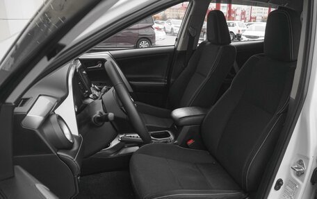 Toyota RAV4, 2015 год, 1 929 000 рублей, 10 фотография