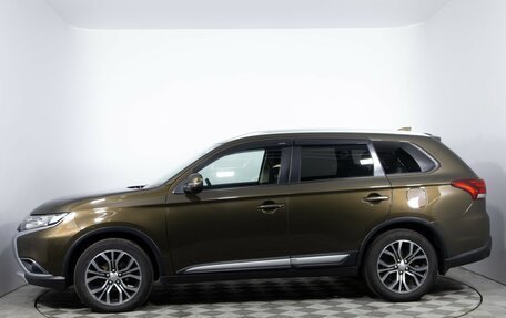 Mitsubishi Outlander III рестайлинг 3, 2018 год, 1 640 000 рублей, 8 фотография
