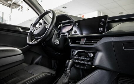 Skoda Rapid II, 2021 год, 1 758 000 рублей, 36 фотография