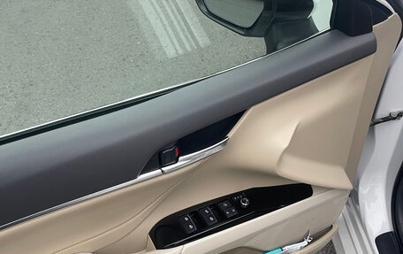 Toyota Camry, 2018 год, 2 650 000 рублей, 6 фотография